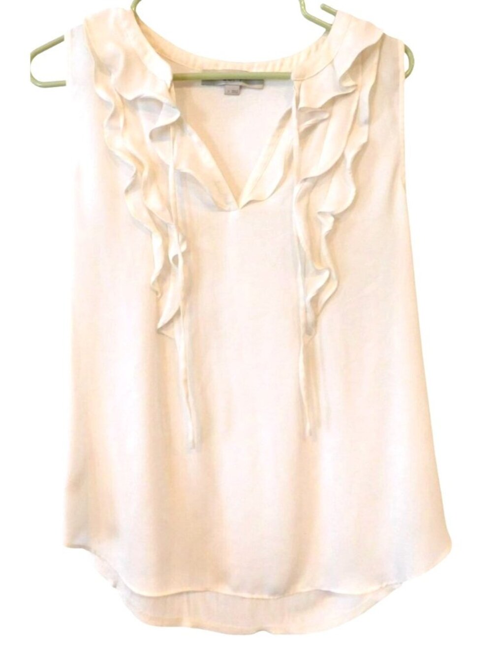 Ann Taylor LOFT Blouse Sz S Ivory Ruffle Sleeveless V-Neck Flowy Feminine Boho